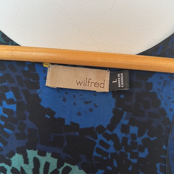 Wilfred 100% silk mixed print racer back tank from Aritzia - Picture 5 of 7